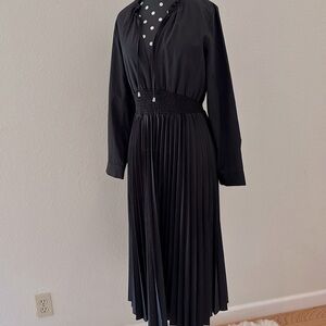 Zara Pleated Dress light weight